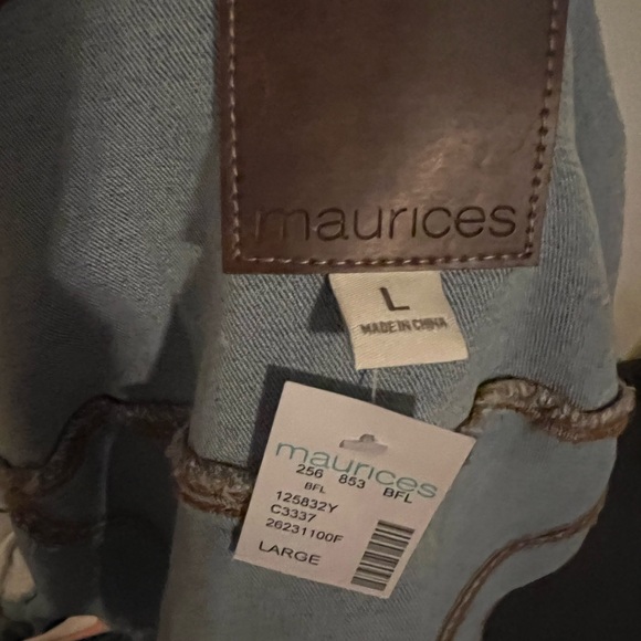 Jean Shacket - Picture 3 of 3